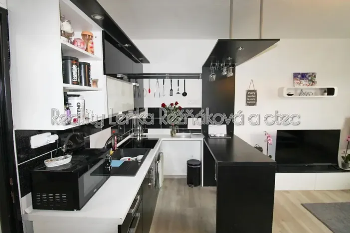 Pronájem bytu 1+kk, Mikulov, Dukelská, 27 m2