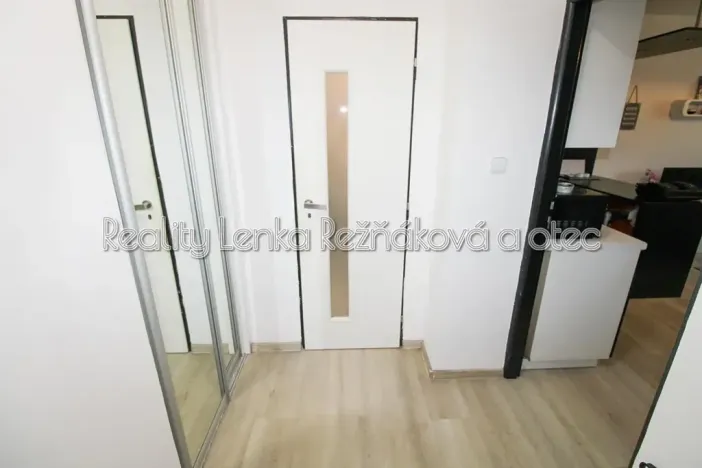 Pronájem bytu 1+kk, Mikulov, Dukelská, 27 m2