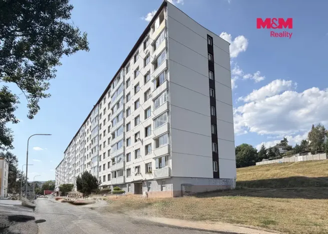 Prodej bytu 3+1, Klášterec nad Ohří - Miřetice u Klášterce nad Ohří, Jana Ámose Komenského, 76 m2