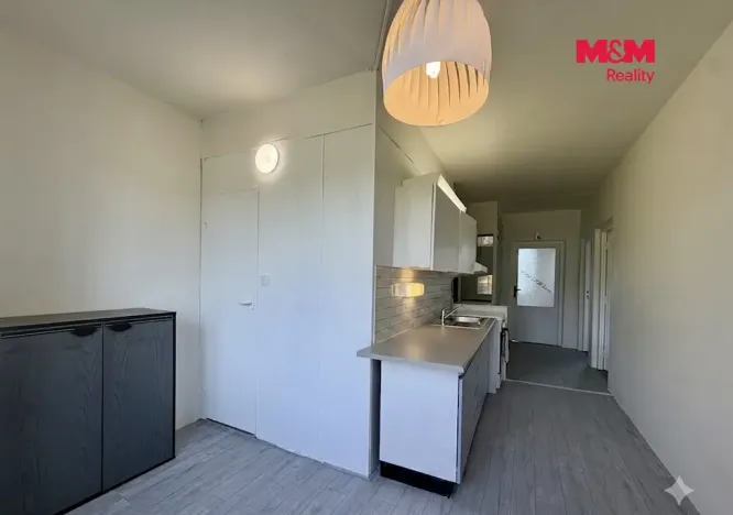 Prodej bytu 3+1, Klášterec nad Ohří - Miřetice u Klášterce nad Ohří, Jana Ámose Komenského, 76 m2