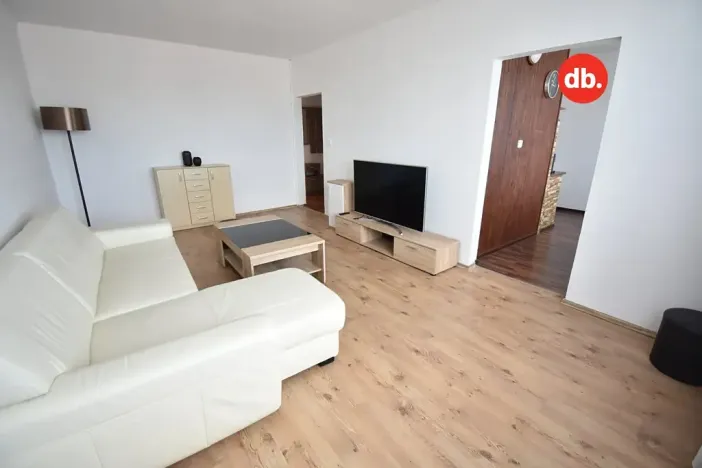 Pronájem bytu 2+1, Karlovy Vary, Dvořákova, 67 m2