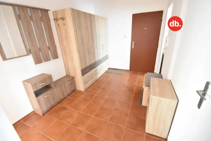 Pronájem bytu 2+1, Karlovy Vary, Dvořákova, 67 m2