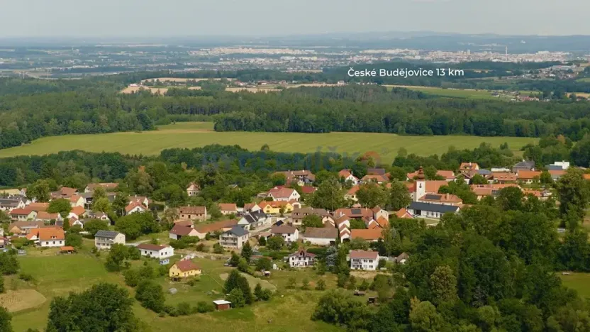 Prodej vícegeneračního domu, Střížov, 252 m2