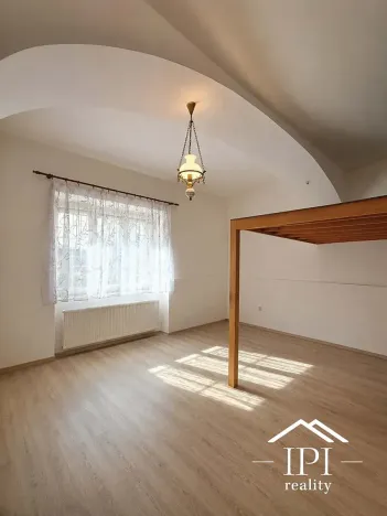 Pronájem bytu 1+1, Praha - Malá Strana, Říční, 47 m2