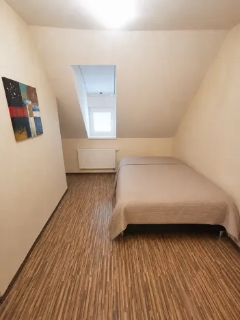 Prodej bytu 3+1, Karlovy Vary, Vřídelní, 74 m2
