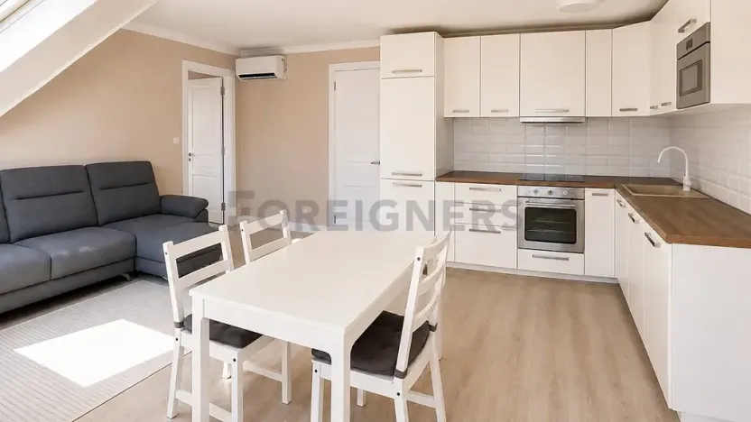 Pronájem bytu 3+kk, Praha - Žižkov, Chlumova, 76 m2