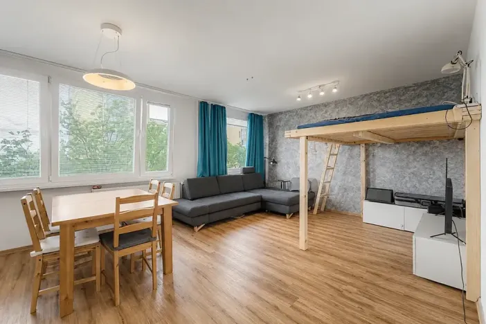 Prodej bytu 3+kk, Praha - Kobylisy, Třeboradická, 68 m2