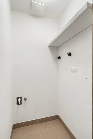 Pronájem bytu 2+kk, Praha - Žižkov, Ke kapslovně, 70 m2
