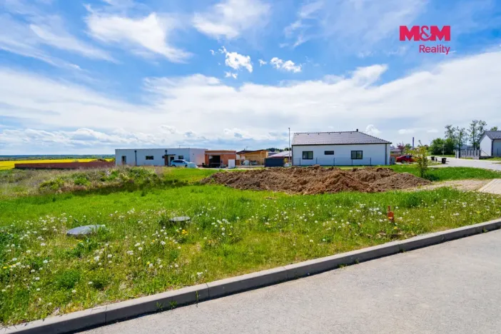 Prodej pozemku pro bydlení, Lišov, 820 m2