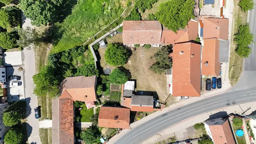 Prodej komerční nemovitosti, Račiněves, 435 m2