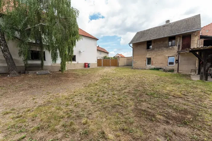 Prodej komerční nemovitosti, Račiněves, 435 m2