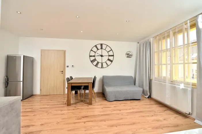 Pronájem bytu 3+kk, Praha - Bubeneč, dr. Zikmunda Wintra, 74 m2