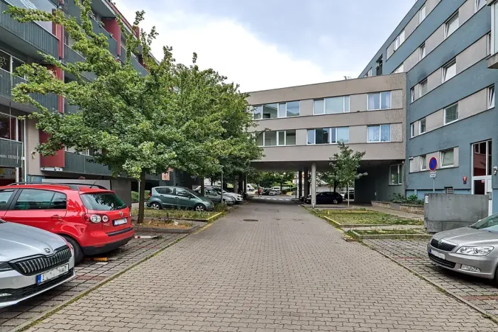 Prodej bytu 2+kk, Praha - Letňany, Kostomlatská, 65 m2