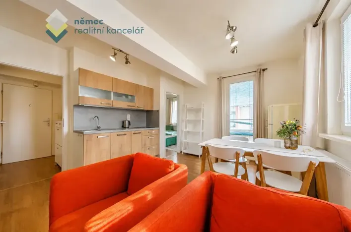 Pronájem bytu 2+kk, Praha - Strašnice, Věšínova, 35 m2