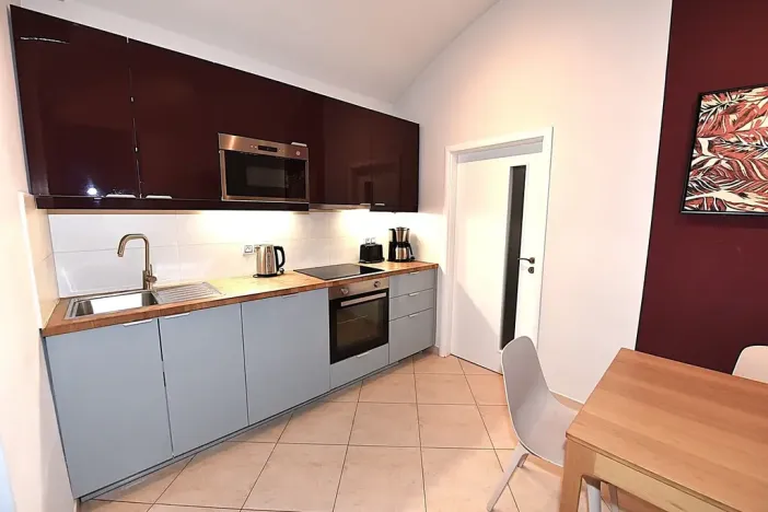 Prodej bytu 6+kk a větší, Praha - Nové Město, Hálkova, 224 m2