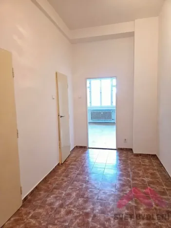 Pronájem bytu 1+1, Praha - Vinohrady, Kouřimská, 37 m2