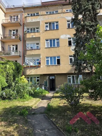 Pronájem bytu 1+1, Praha - Vinohrady, Kouřimská, 37 m2