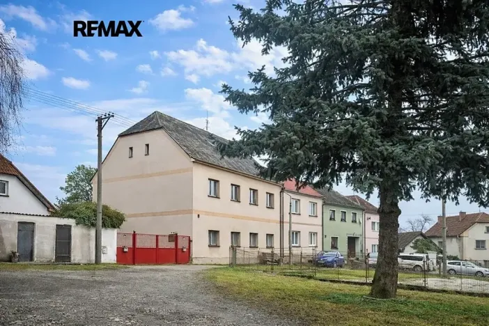 Prodej rodinného domu, Kozojedy, 240 m2