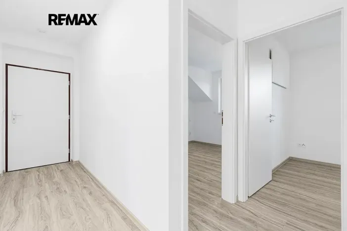 Prodej bytu 4+kk, Vochov, 80 m2