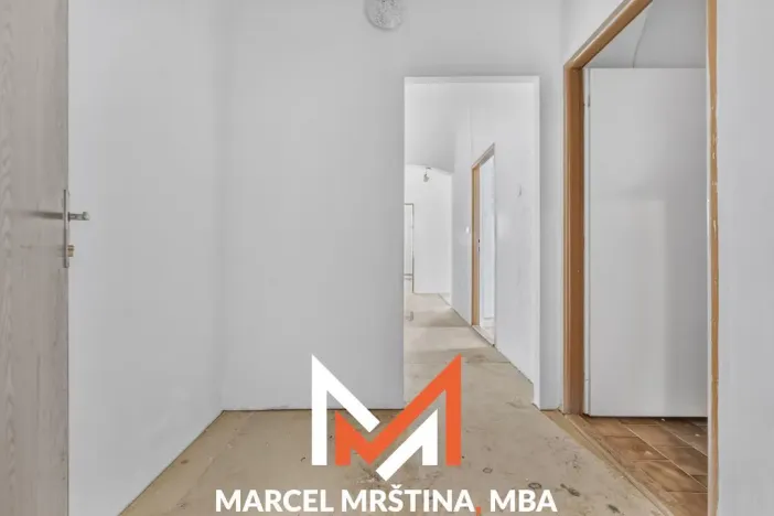 Prodej bytu 4+1, Meziměstí, Školní, 112 m2