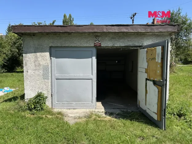 Pronájem garáže, Ostrava, Škrobálkova, 30 m2