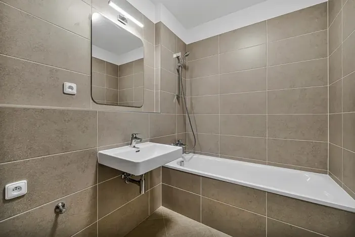 Prodej bytu 2+kk, Praha - Vysočany, Pod Harfou, 42 m2
