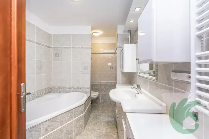 Pronájem bytu 3+kk, Neratovice, 28. října, 74 m2