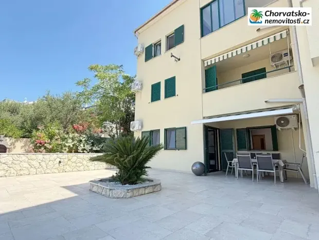 Prodej bytu 3+kk, Novalja, Chorvatsko, 72 m2
