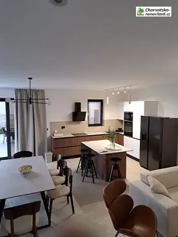 Prodej vily, Mandre, Chorvatsko, 220 m2