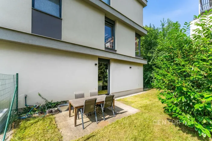 Pronájem bytu 4+kk, Praha - Prosek, Žitenická, 99 m2