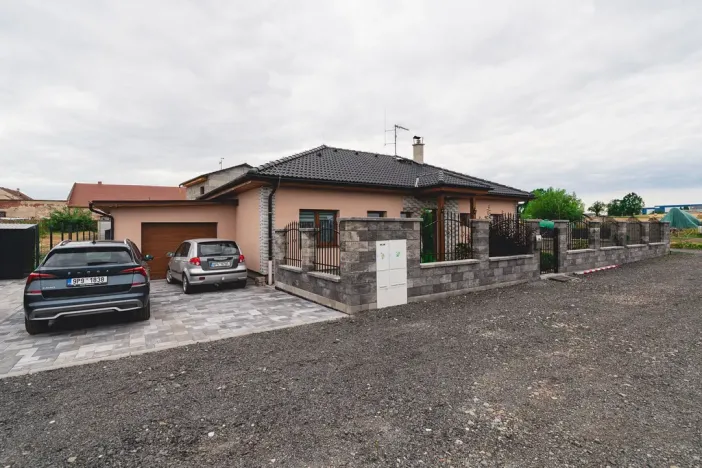 Prodej rodinného domu, Úherce, Východní, 115 m2