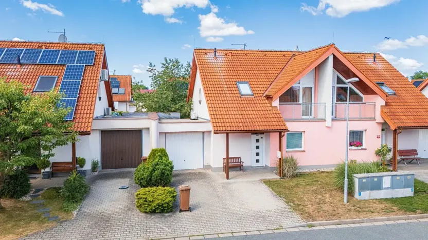 Pronájem rodinného domu, Pardubice - Svítkov, Laty Brandisové, 146 m2