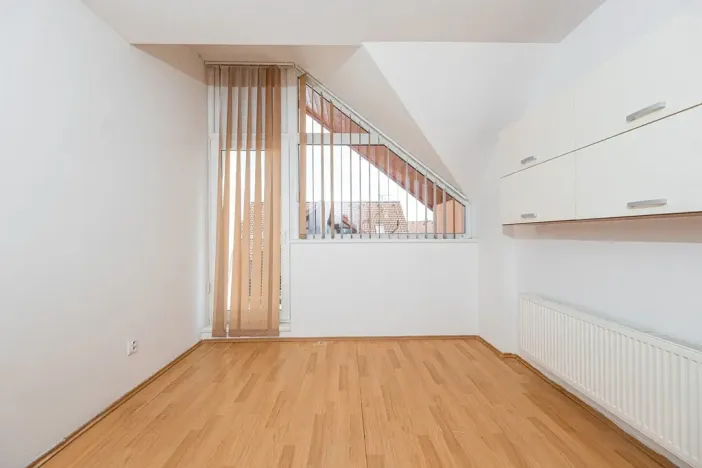 Pronájem rodinného domu, Pardubice - Svítkov, Laty Brandisové, 146 m2