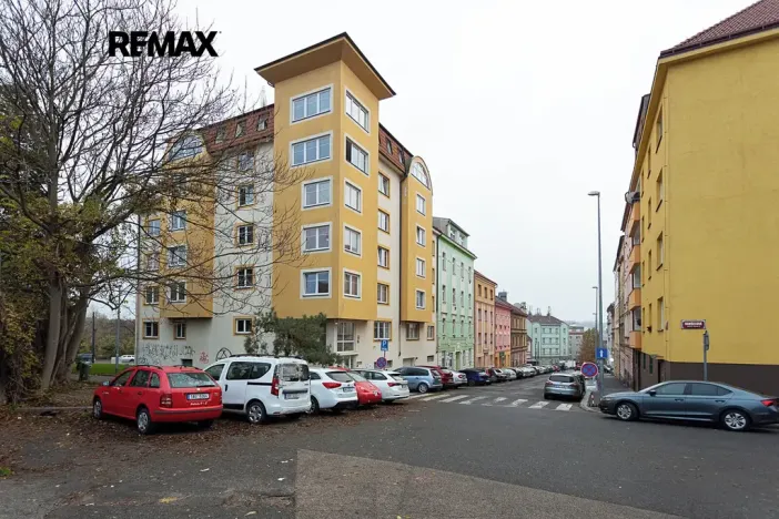 Pronájem bytu 1+kk, Praha - Libeň, Braunerova, 30 m2