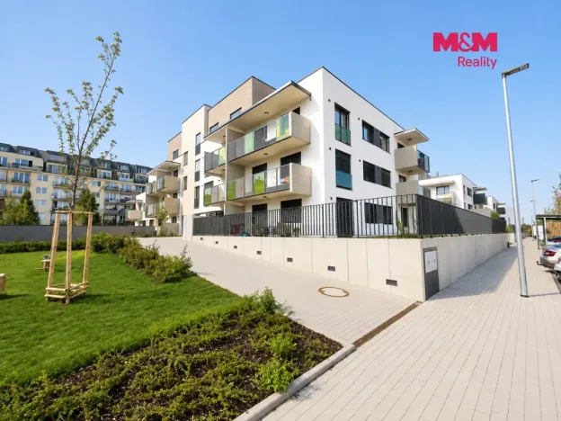 Pronájem bytu 4+kk, Praha, Nebřenická, 102 m2