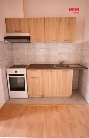Pronájem bytu 2+kk, Trutnov - Střední Předměstí, Novodvorská, 50 m2