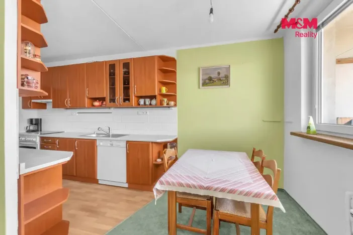 Prodej bytu 3+1, Praha - Řepy, Španielova, 71 m2
