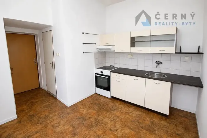 Pronájem bytu 2+kk, Liberec, U Lomu, 37 m2