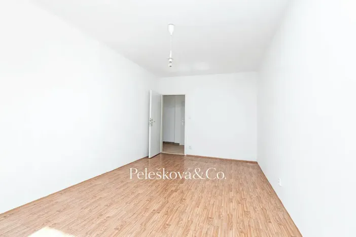 Prodej bytu 2+kk, Dolní Břežany, Za Sídlištěm, 58 m2