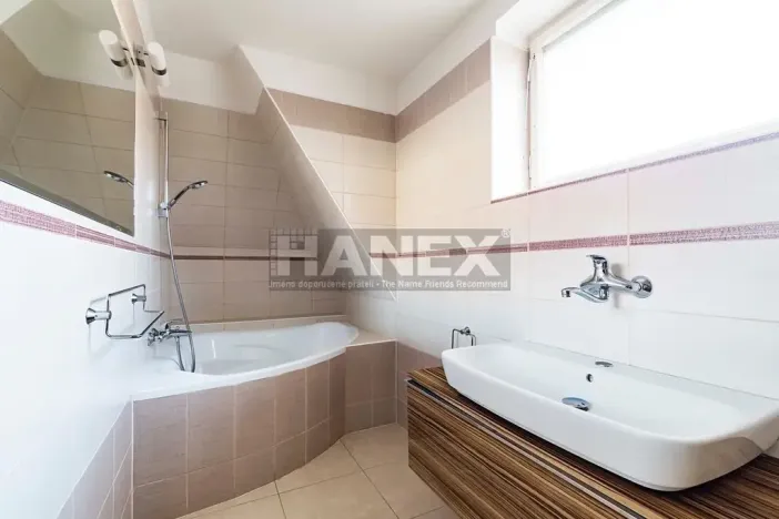 Pronájem rodinného domu, Praha - Dejvice, Hermelínská, 180 m2