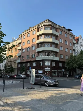 Prodej bytu 3+1, Praha - Vinohrady, Lucemburská, 82 m2