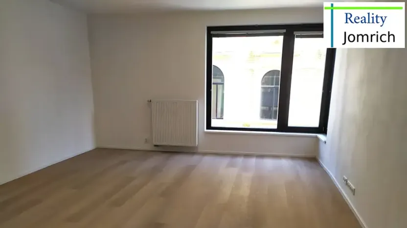 Pronájem bytu 1+kk, Jablonec nad Nisou, Jungmannova, 35 m2