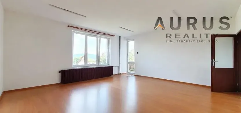 Pronájem bytu 3+1, Praha - Radotín, Živcová, 90 m2