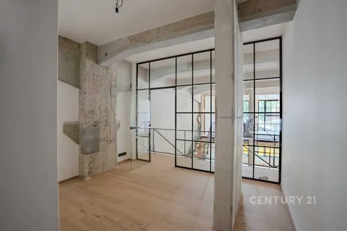 Prodej bytu 4+kk, Praha - Vysočany, Kolbenova, 176 m2