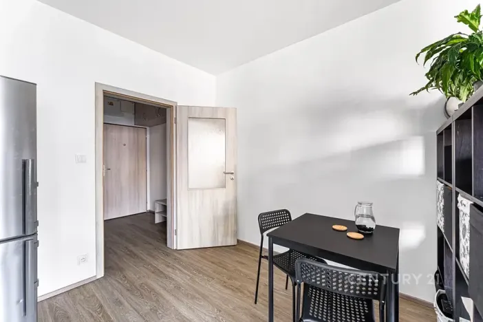 Prodej bytu 1+kk, Praha - Modřany, Soukalova, 38 m2