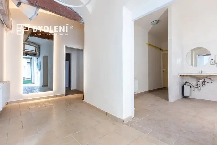 Pronájem restaurace, Krupka, Husitská, 330 m2