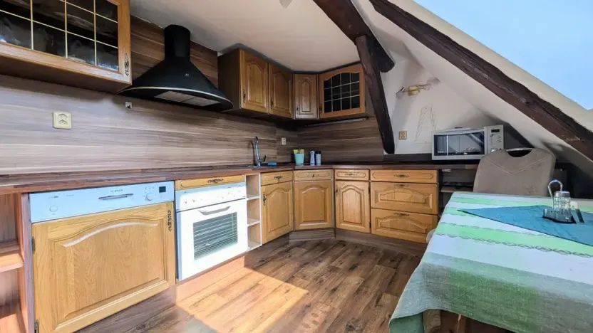 Pronájem bytu 3+kk, Jince, Eškova, 75 m2