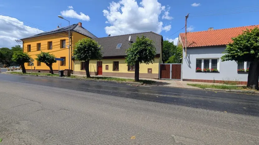 Pronájem bytu 3+kk, Jince, Eškova, 75 m2