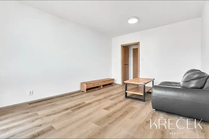 Pronájem bytu 3+1, Třebíč, Obránců míru, 68 m2