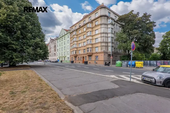Pronájem bytu 4+kk, Praha - Smíchov, Pod tratí, 111 m2